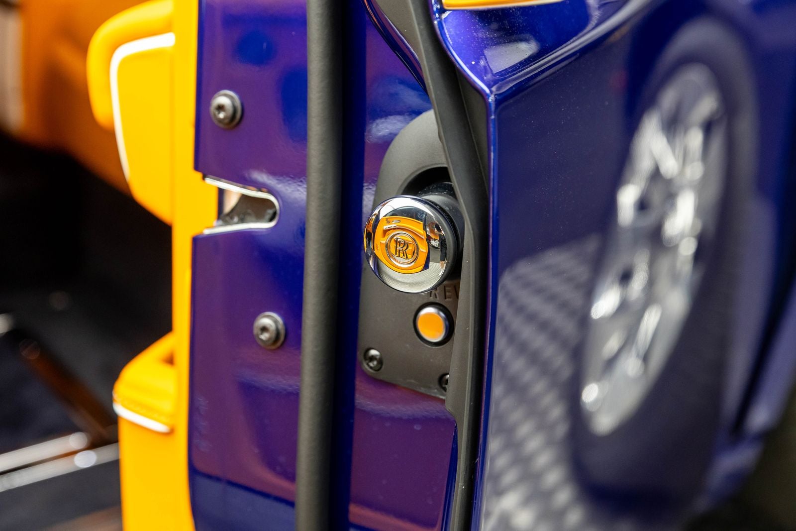 2023 Rolls-Royce Phantom Sedan