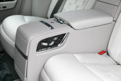 2024 Rolls-Royce Phantom Plantino