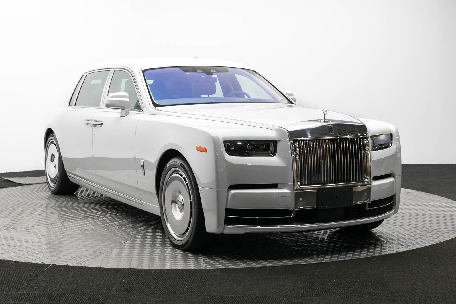 2024 Rolls-Royce Phantom Plantino
