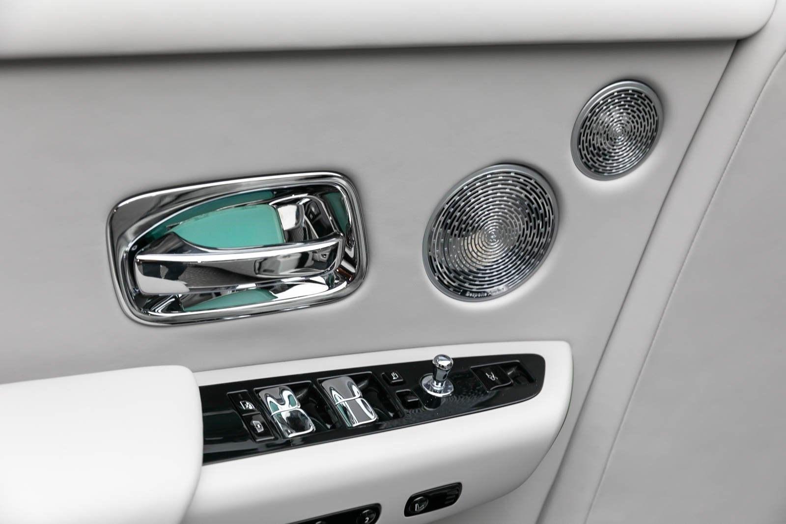 2024 Rolls-Royce Phantom Plantino