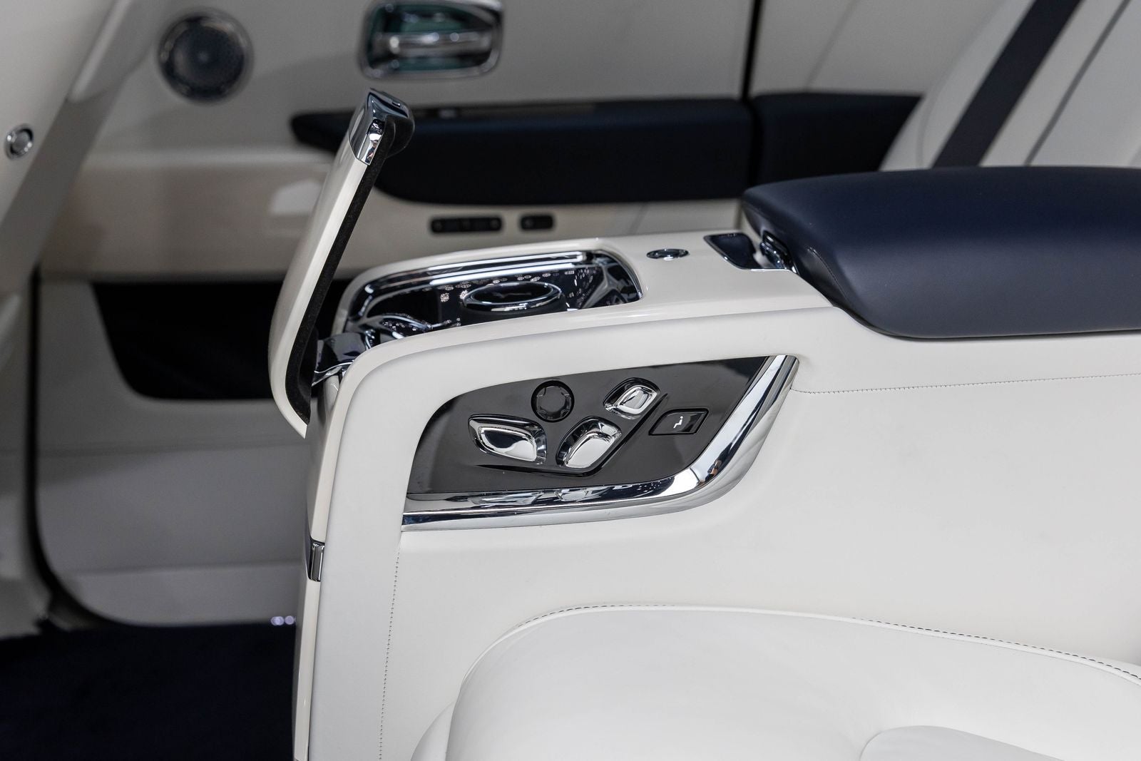 2023 Rolls-Royce Cullinan Sport Utility