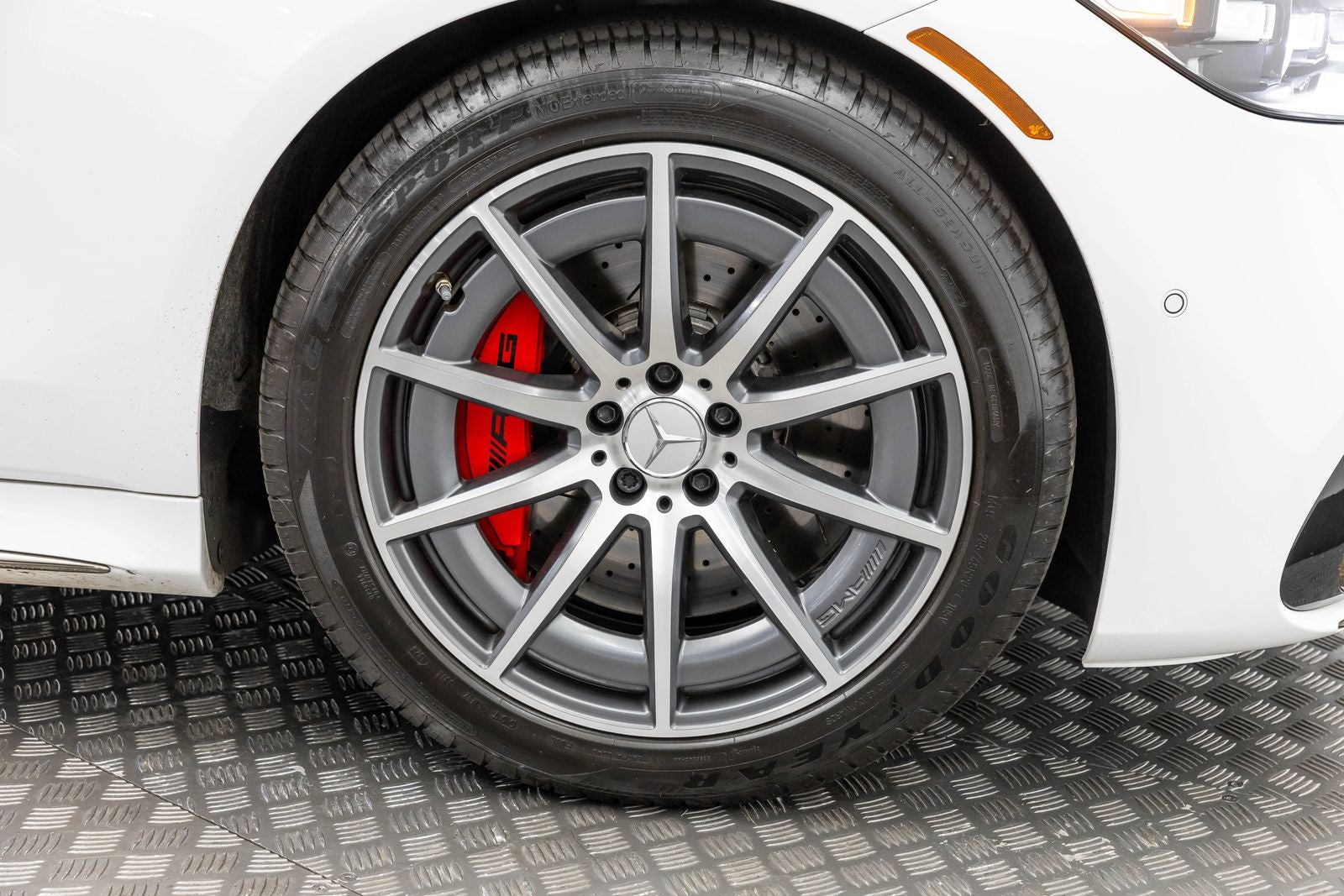 2025 Mercedes-Benz AMG® S 63 E AMG® S 63 E