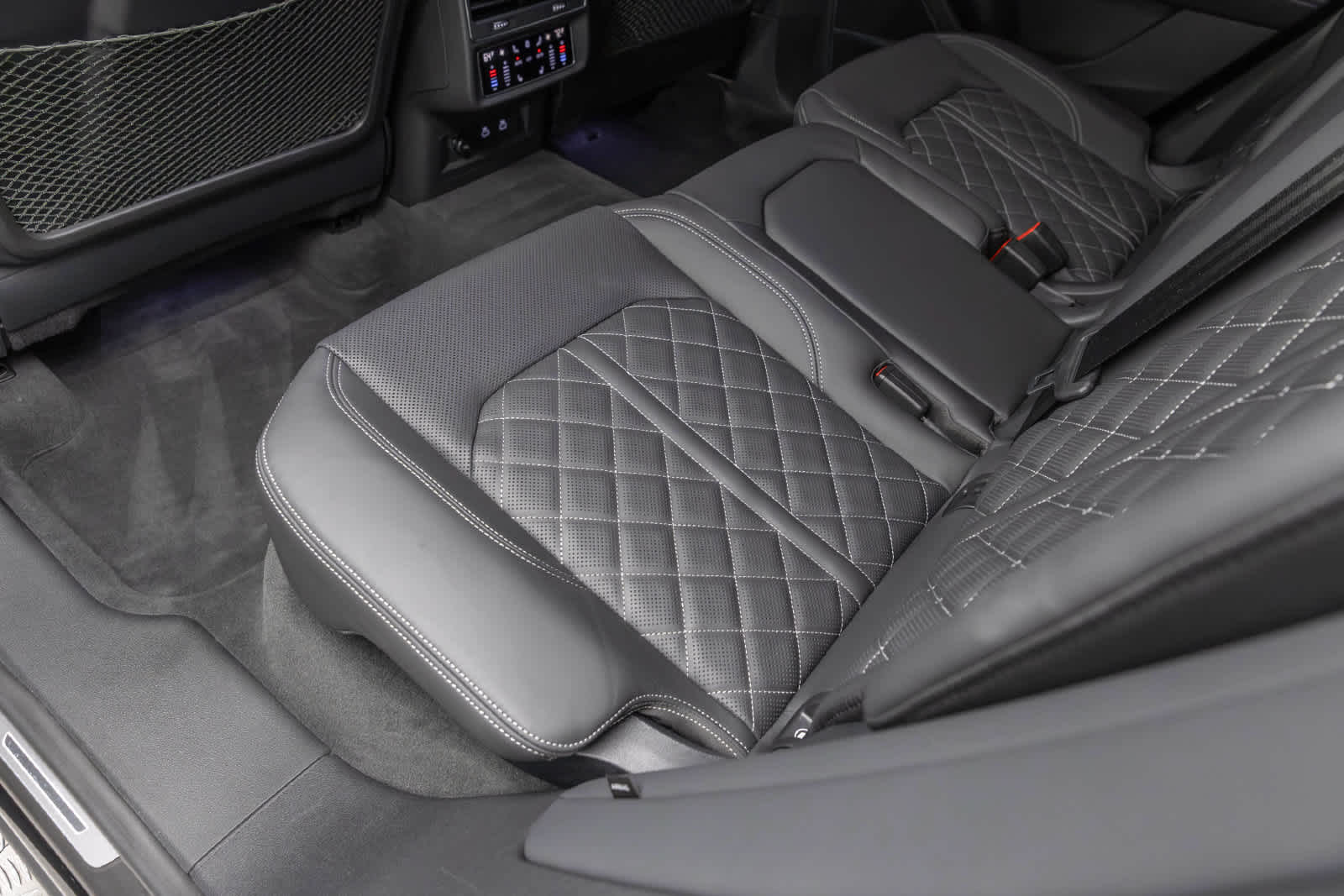 2024 Audi SQ8 Prestige