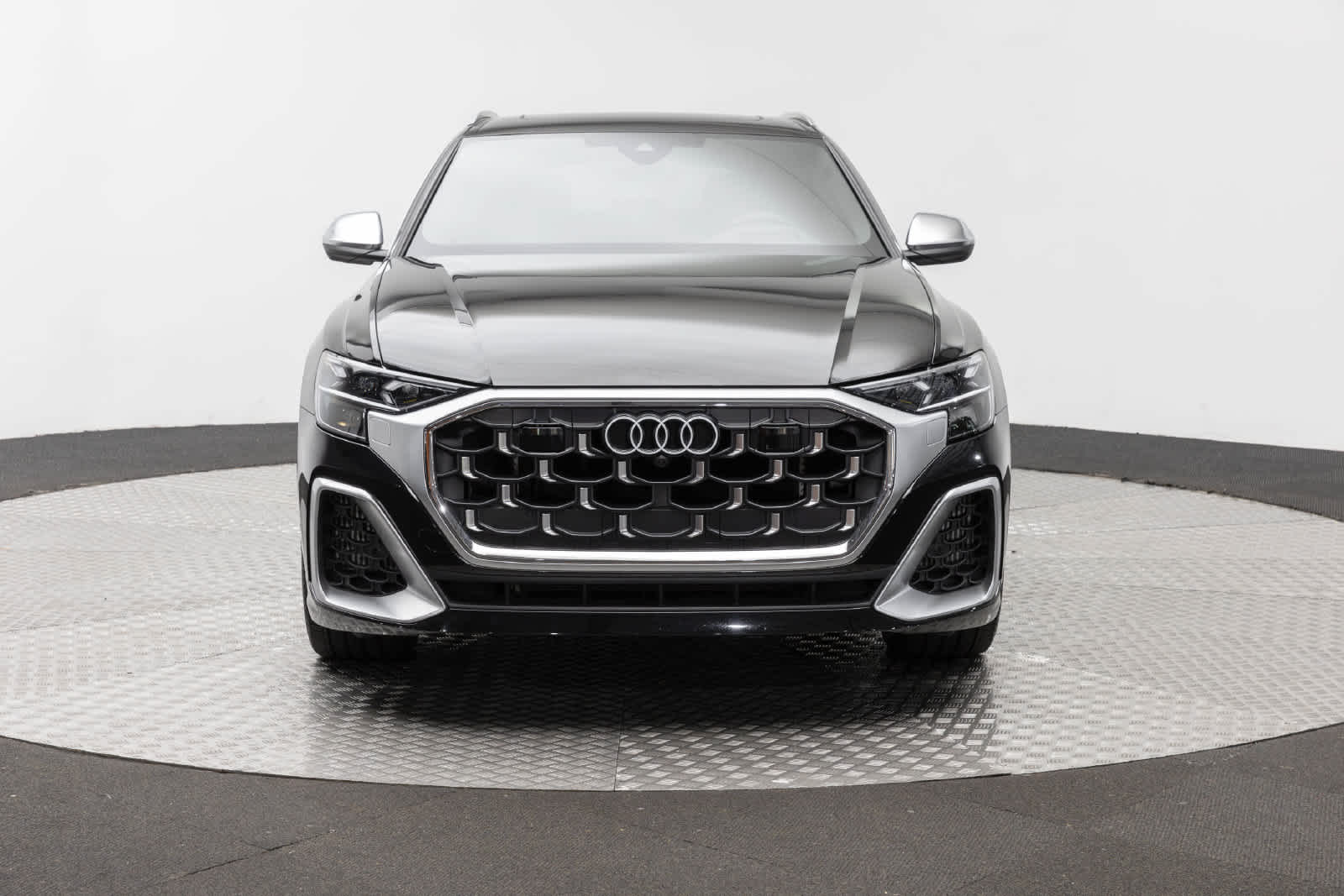 2024 Audi SQ8 Prestige