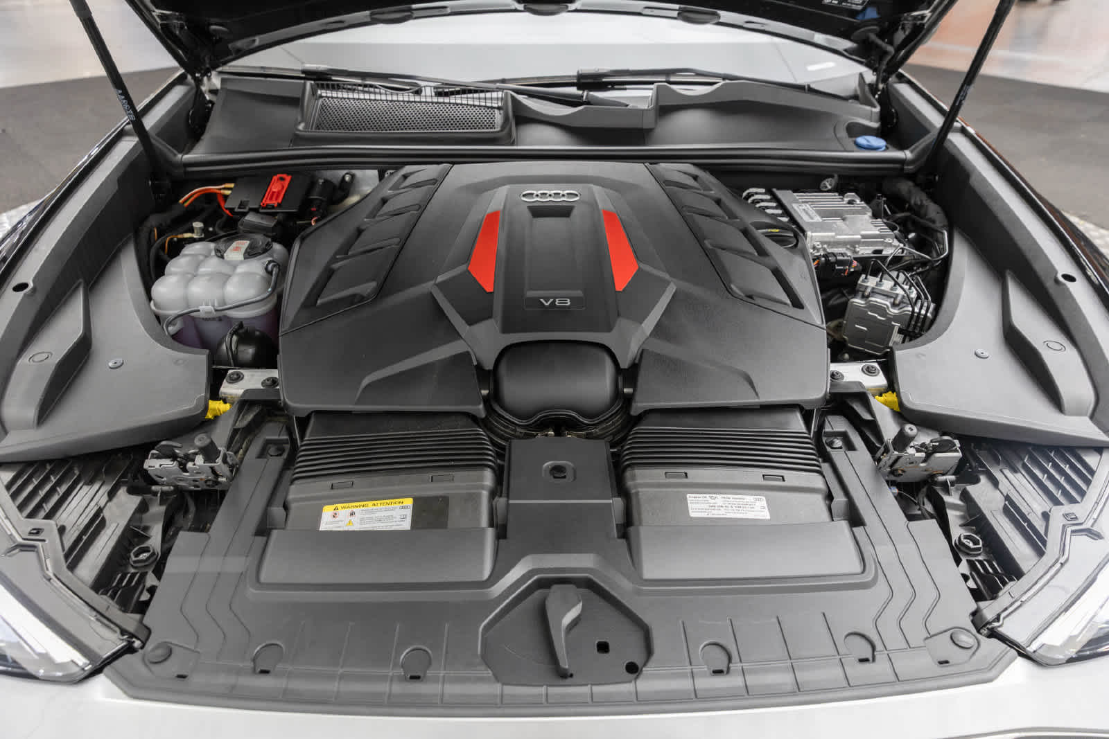 2024 Audi SQ8 Prestige