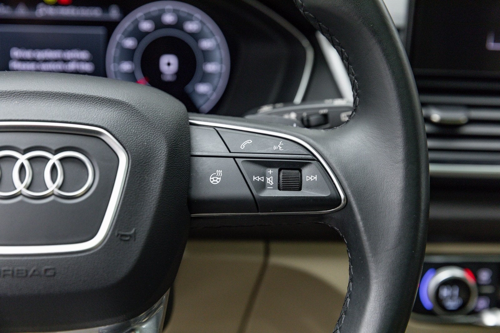 2024 Audi Q5 S line Premium Plus