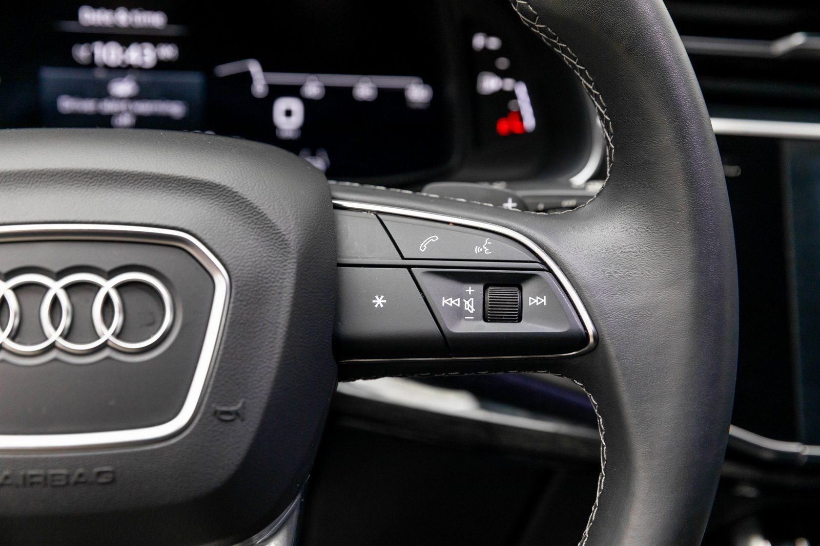 2025 Audi Q7 Premium Plus