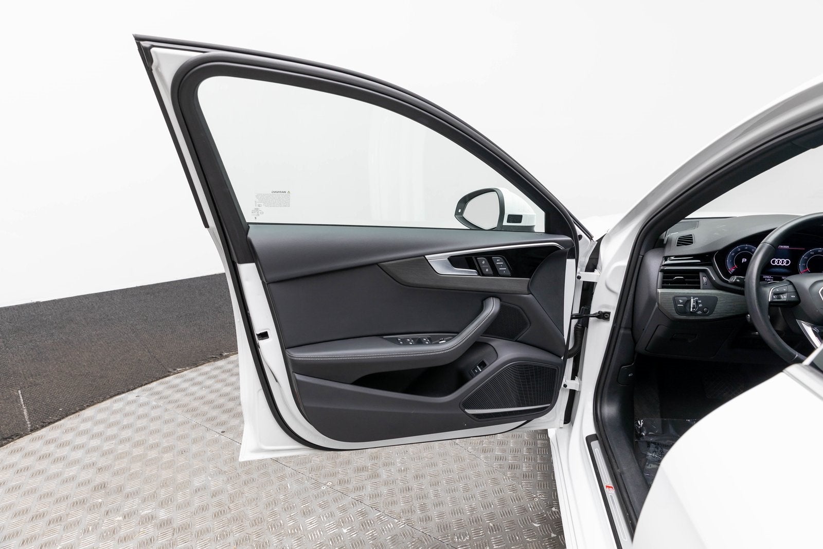 2024 Audi A4 S line Premium Plus