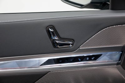 2024 BMW 7 Series 760i xDrive