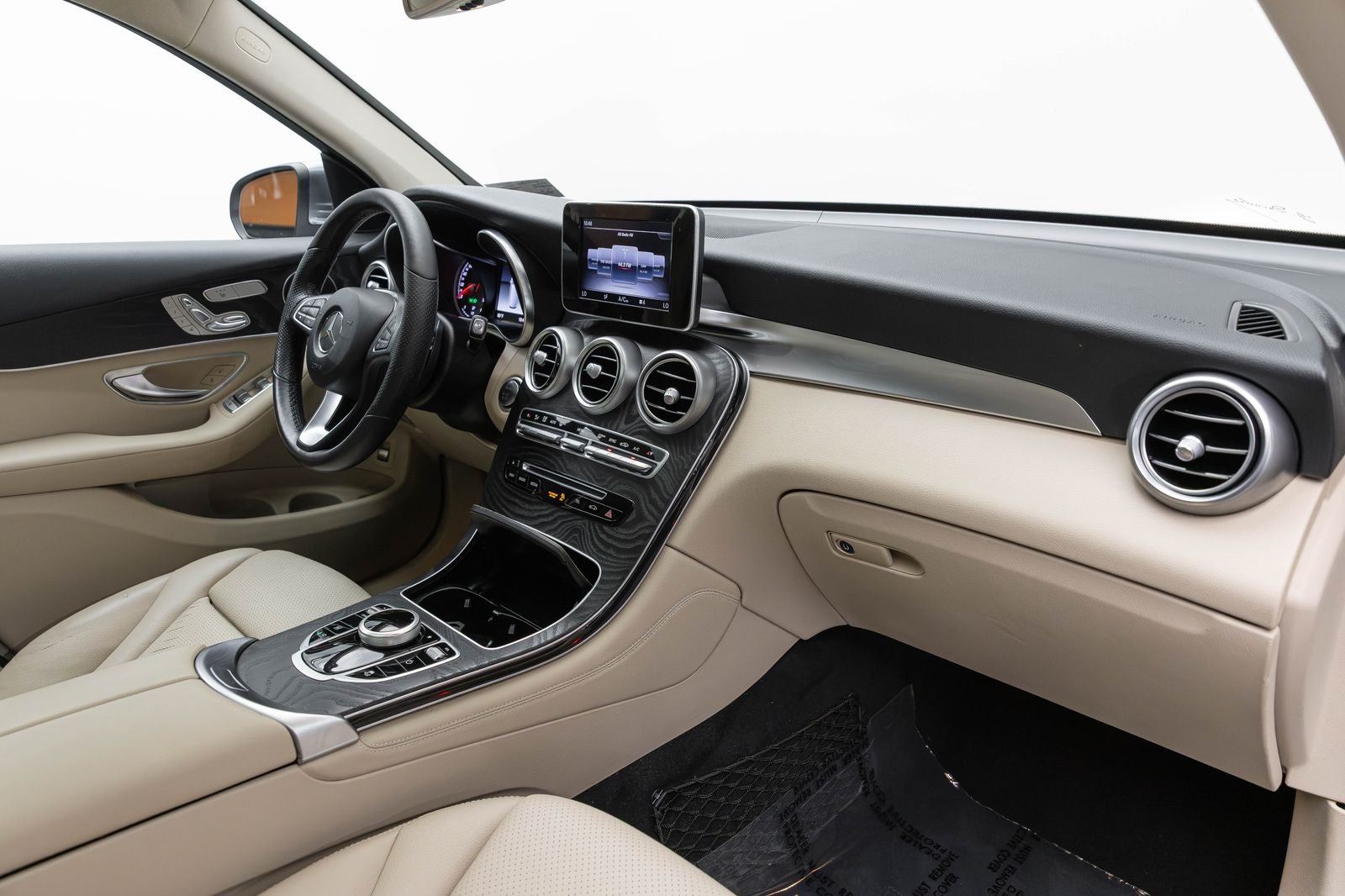 2018 Mercedes-Benz GLC 300 GLC 300