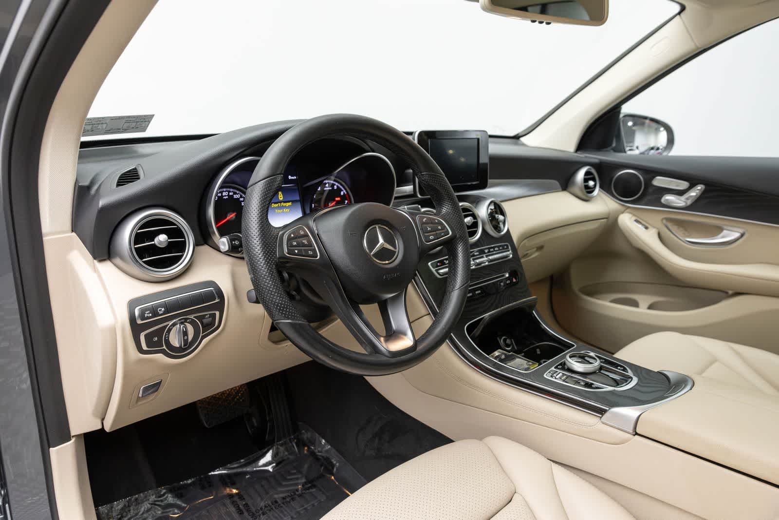 2018 Mercedes-Benz GLC 300 GLC 300