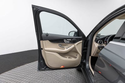2018 Mercedes-Benz GLC 300 GLC 300
