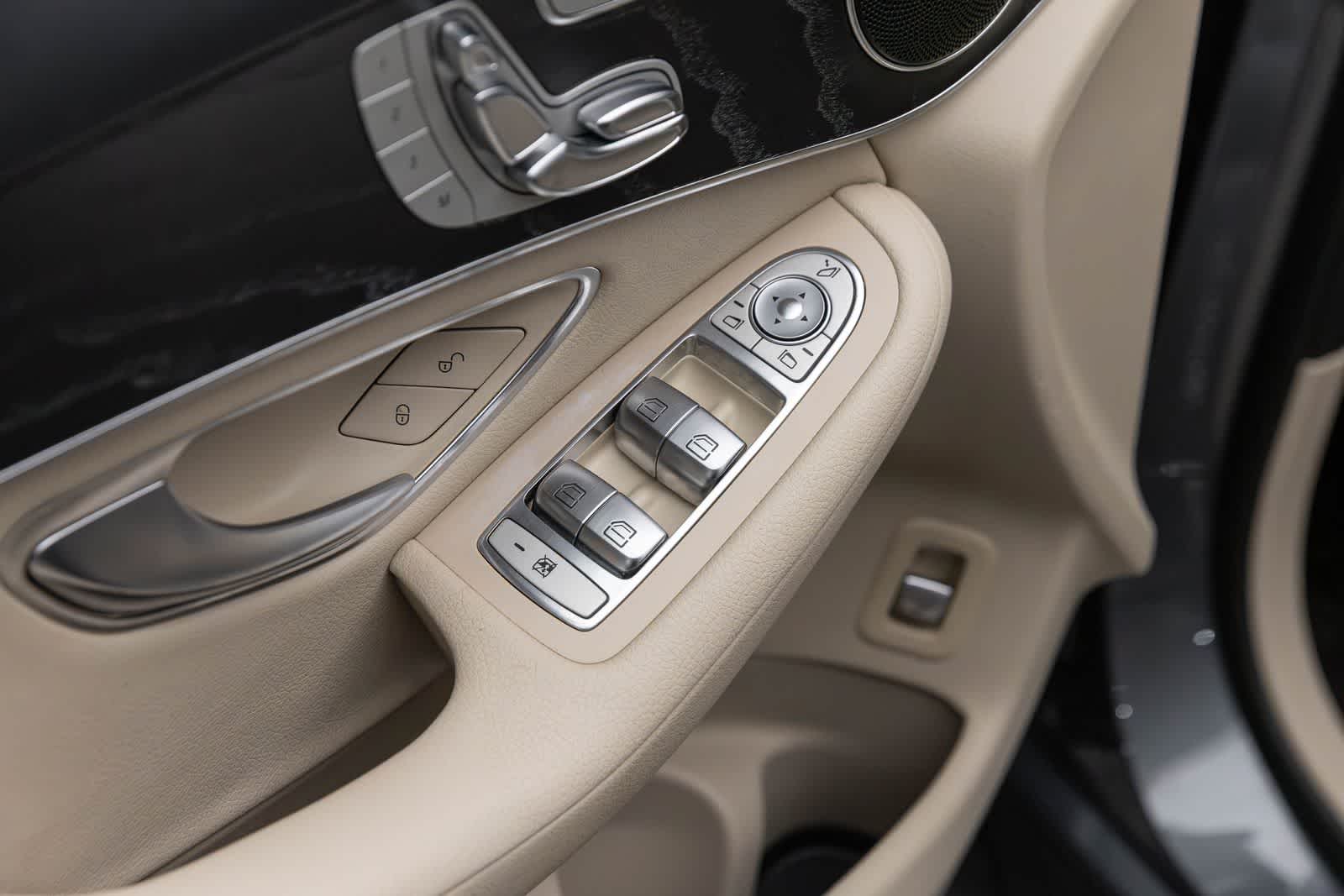 2018 Mercedes-Benz GLC 300 GLC 300