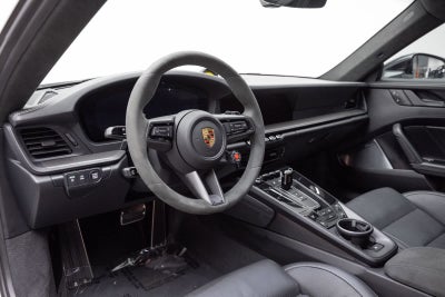 2025 Porsche 911 Carrera 4 GTS