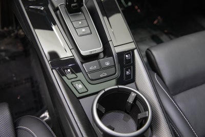 2025 Porsche 911 Carrera 4 GTS