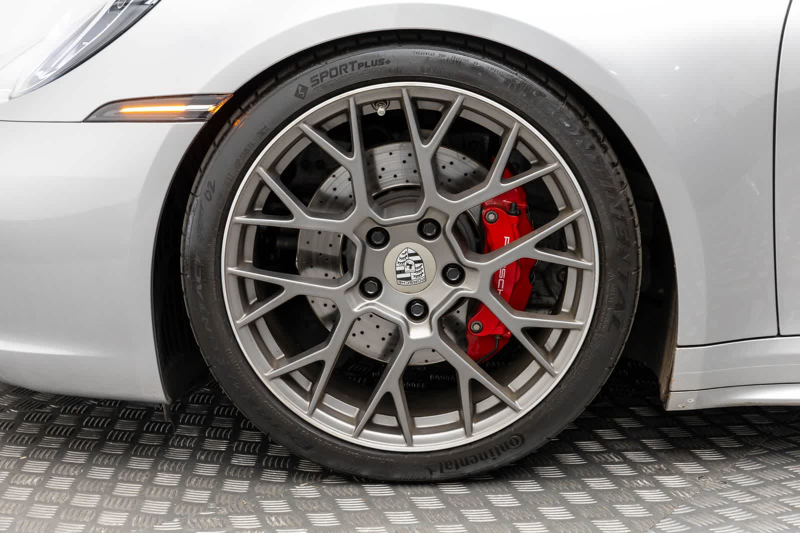 2020 Porsche 911 Carrera S