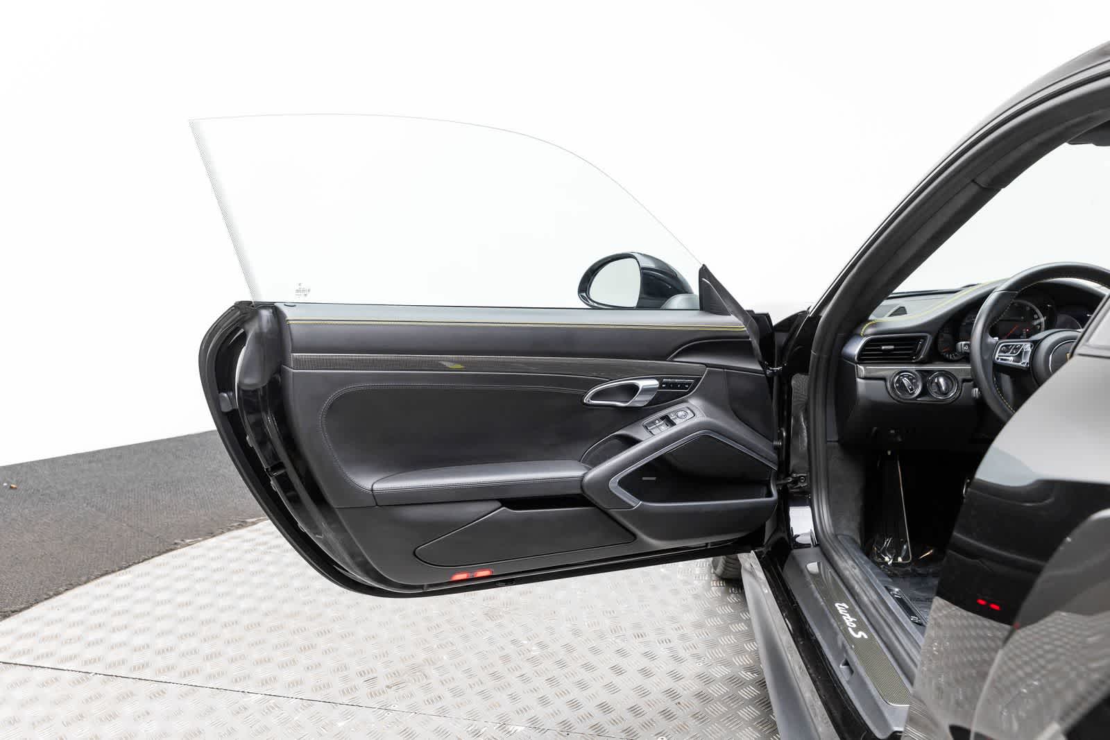 2019 Porsche 911 Turbo S