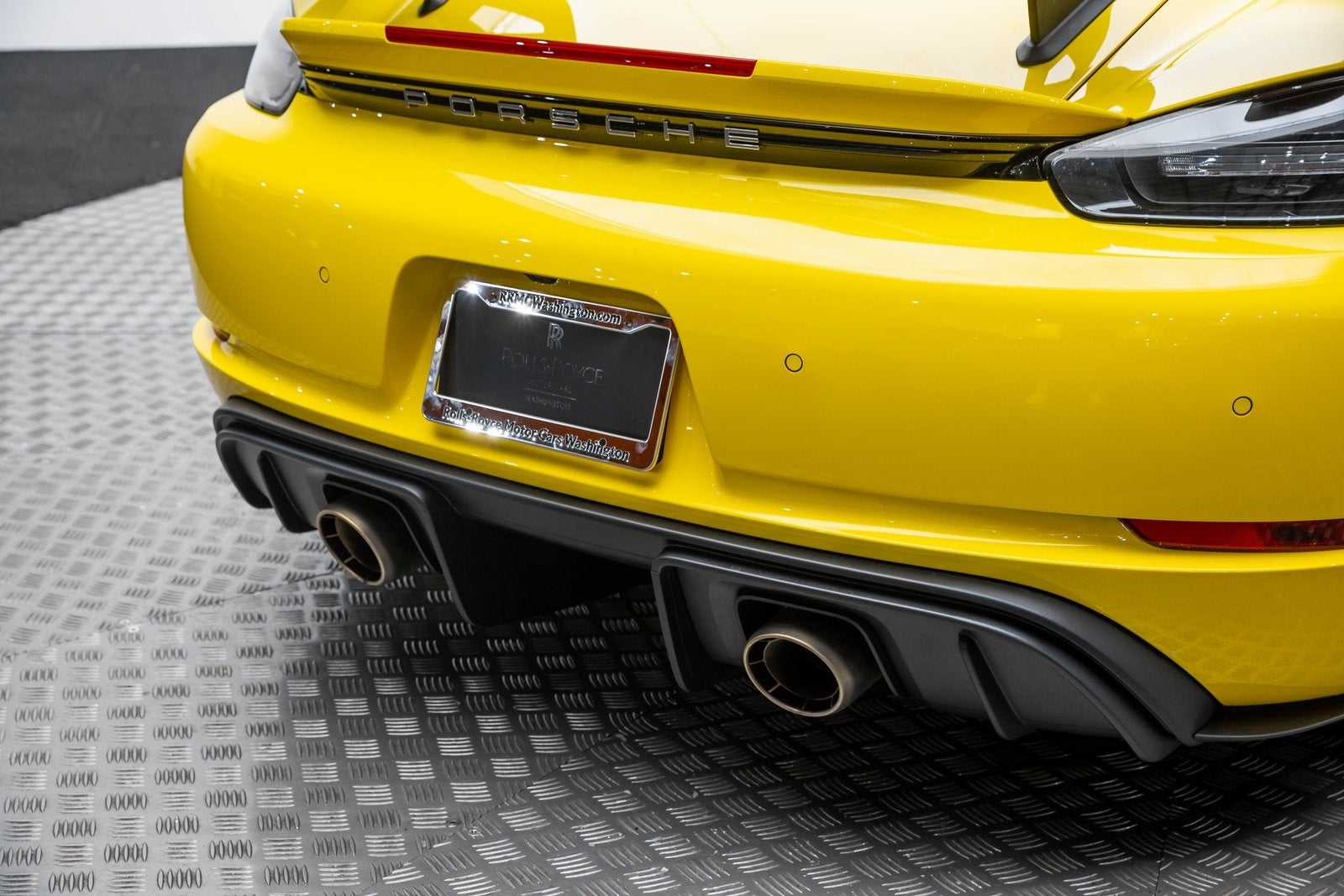 2024 Porsche 718 Cayman GT4 RS