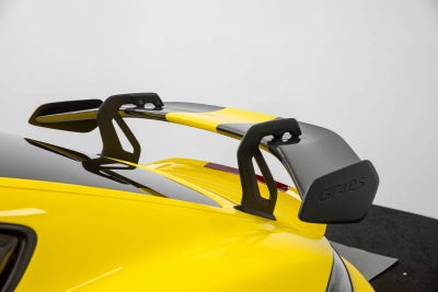 2024 Porsche 718 Cayman GT4 RS