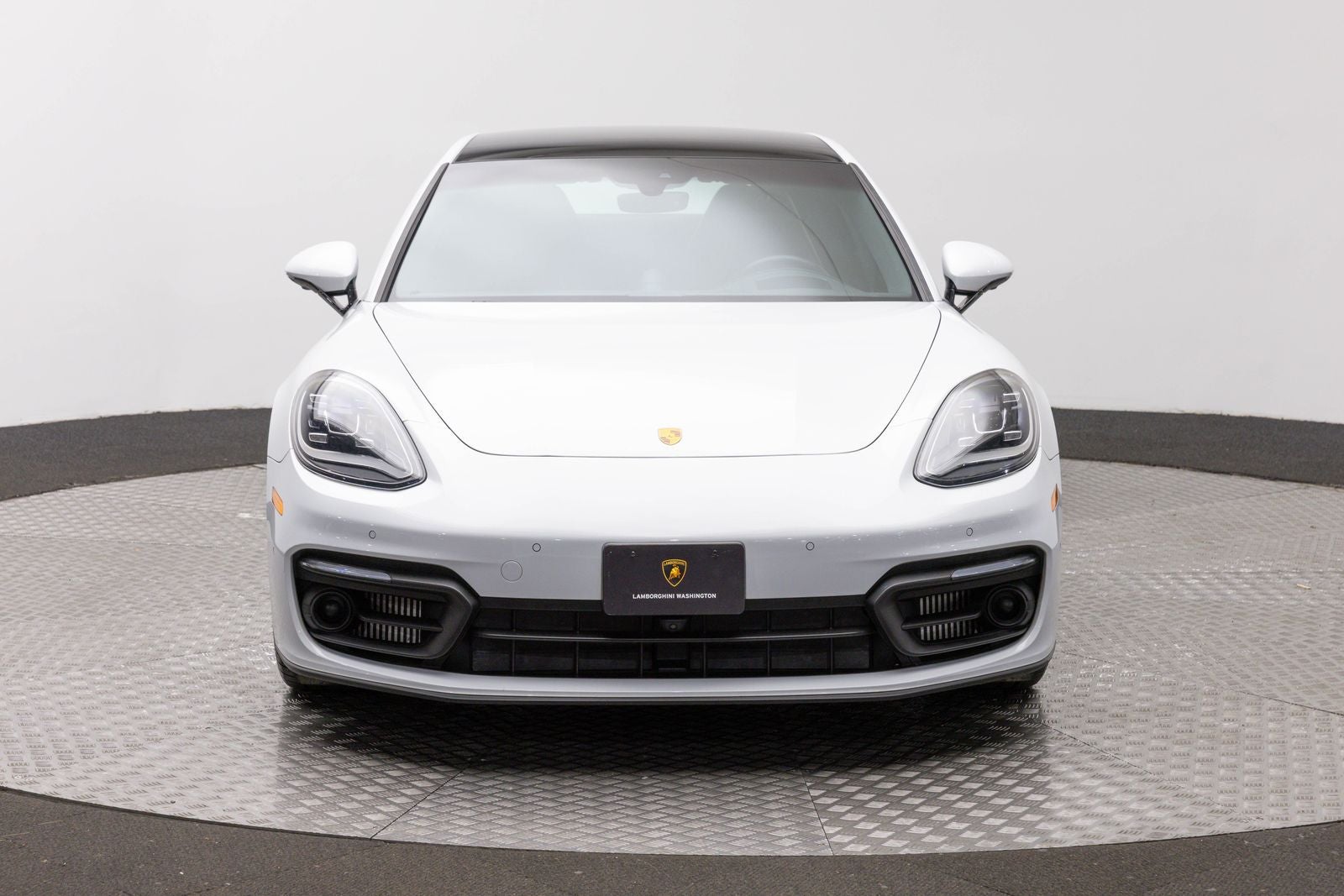 2023 Porsche Panamera 4