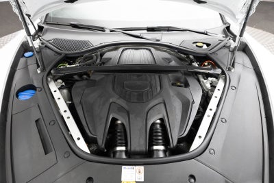 2023 Porsche Panamera 4