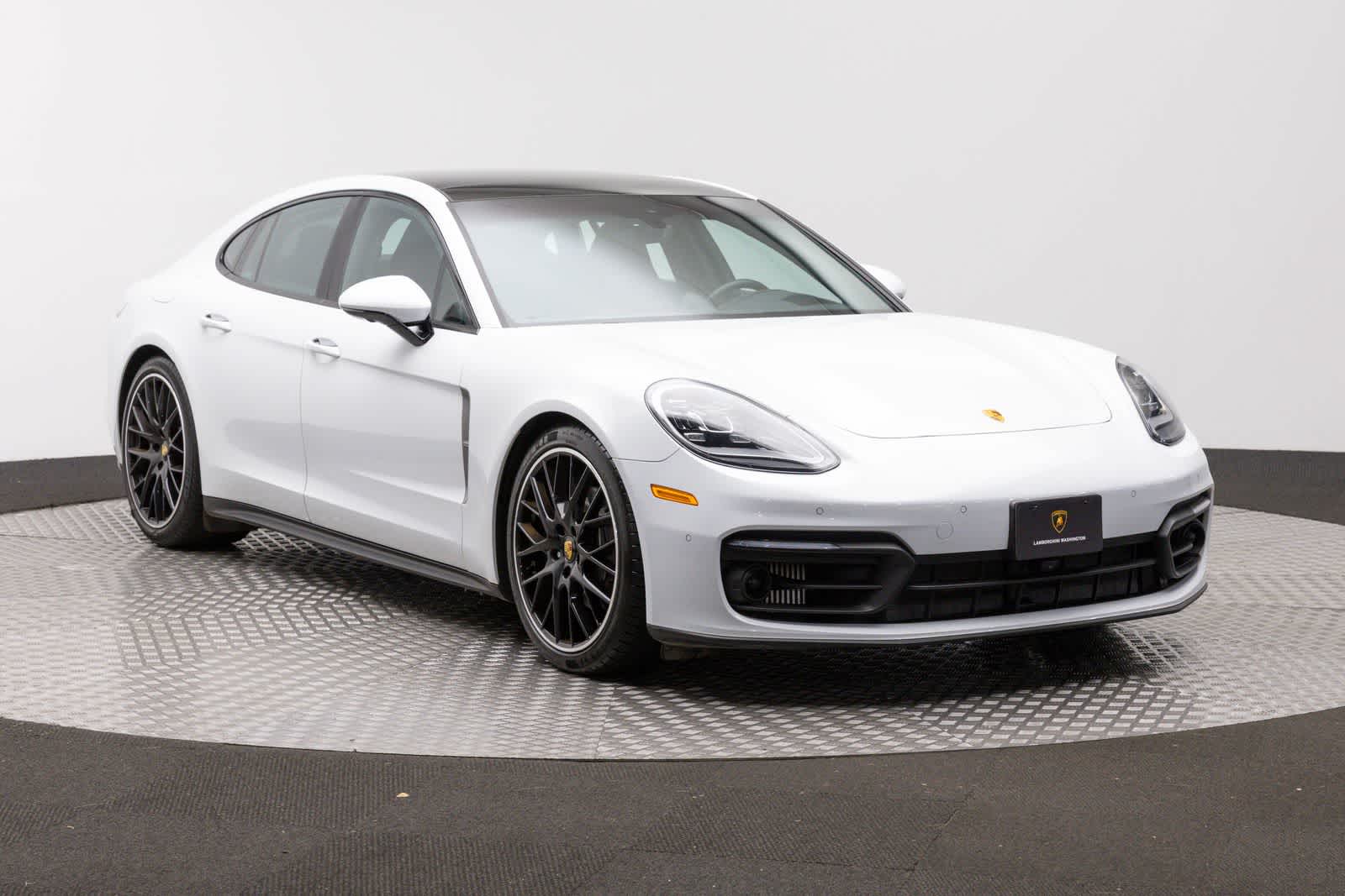 2023 Porsche Panamera 4