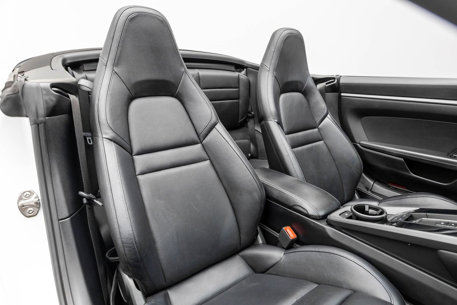 2020 Porsche 911 Carrera