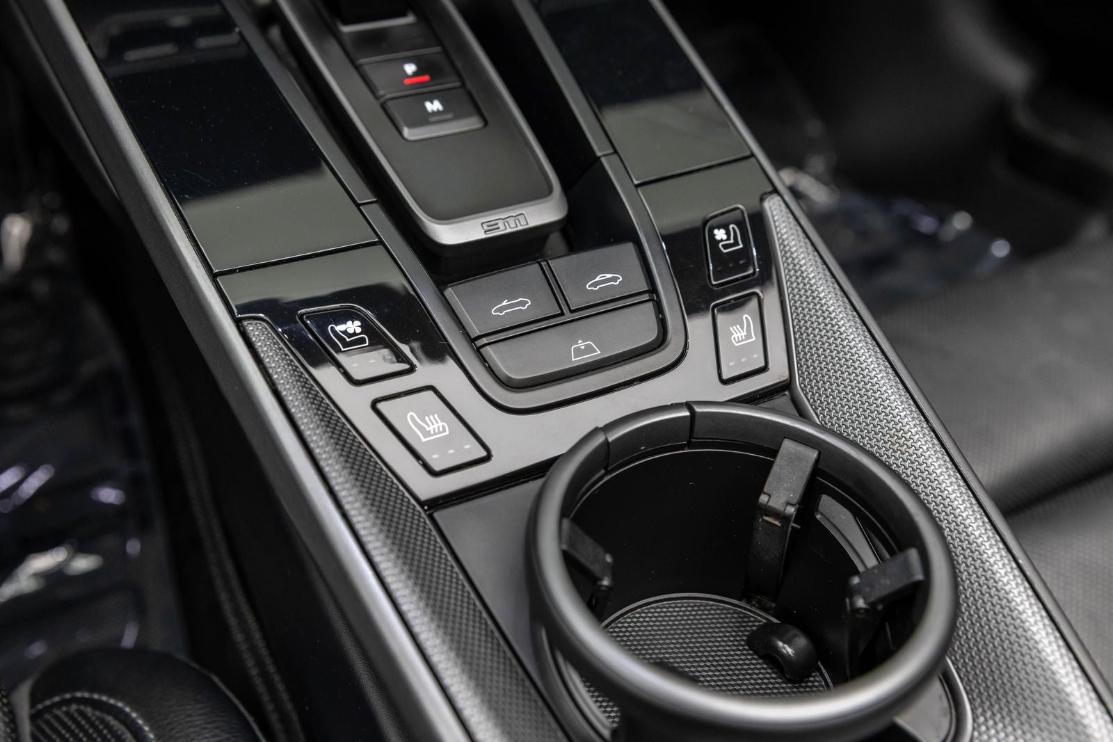 2020 Porsche 911 Carrera