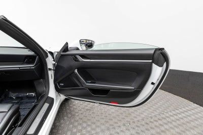 2020 Porsche 911 Carrera