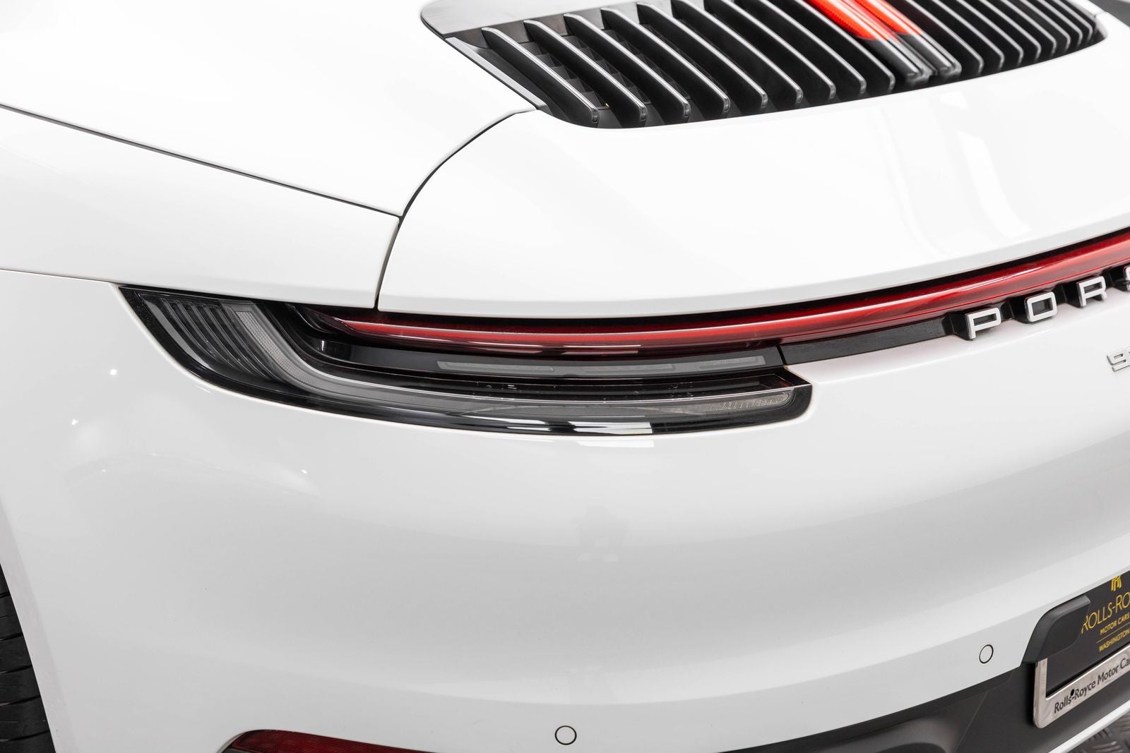 2020 Porsche 911 Carrera