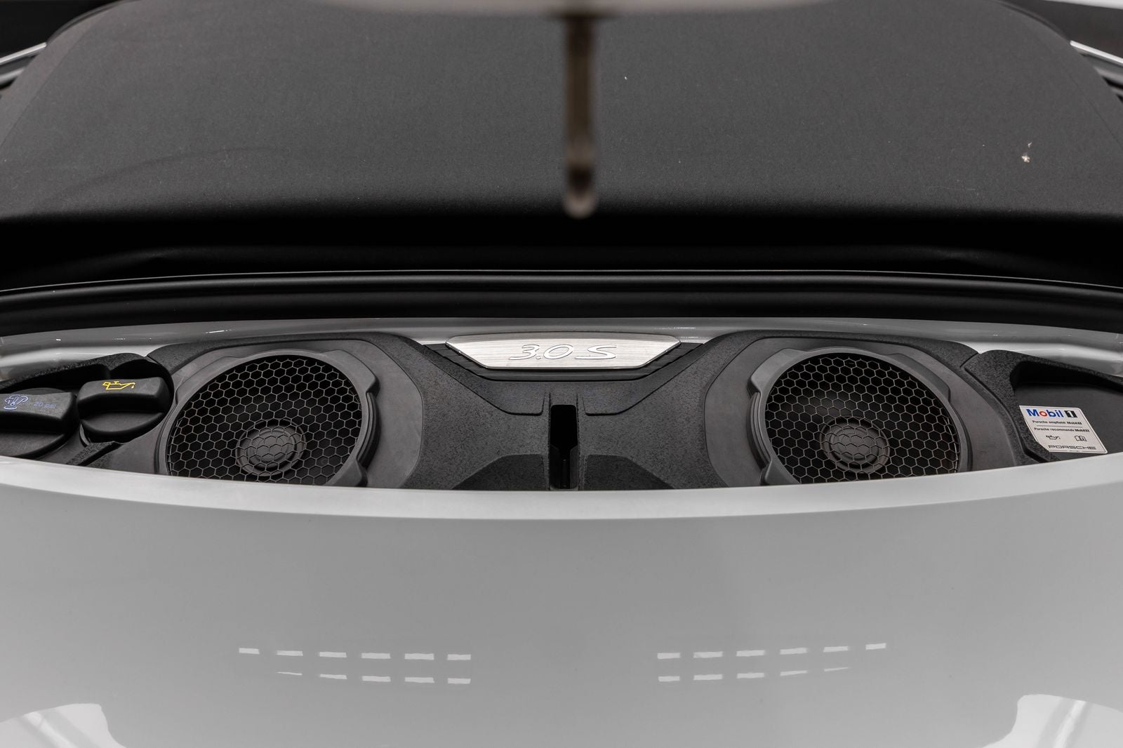 2020 Porsche 911 Carrera