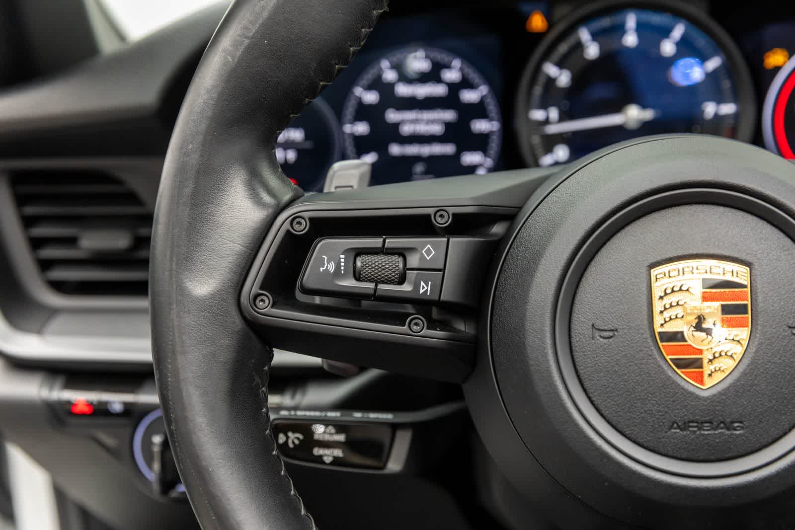 2020 Porsche 911 Carrera