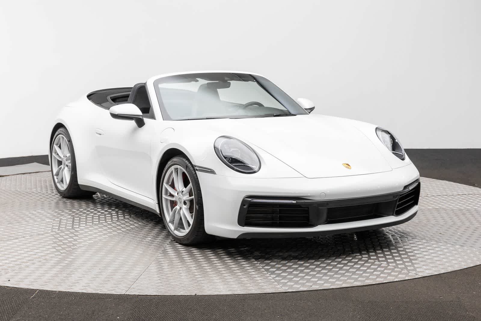 2020 Porsche 911 Carrera