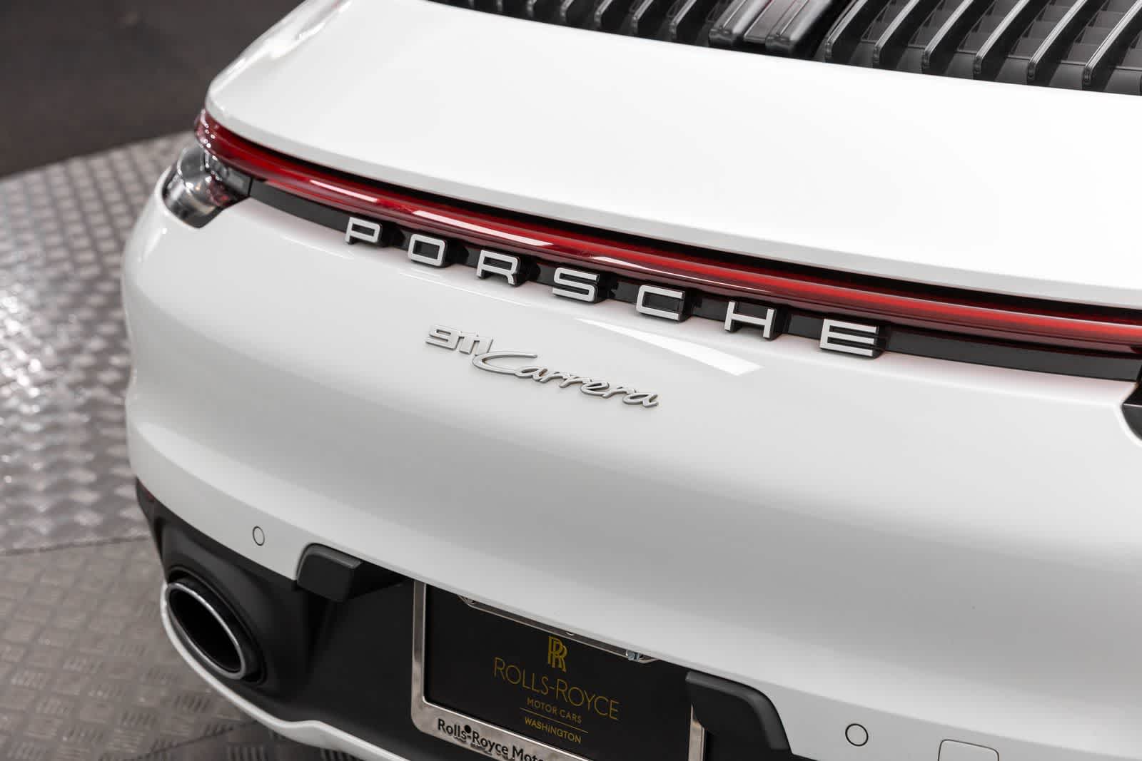 2020 Porsche 911 Carrera