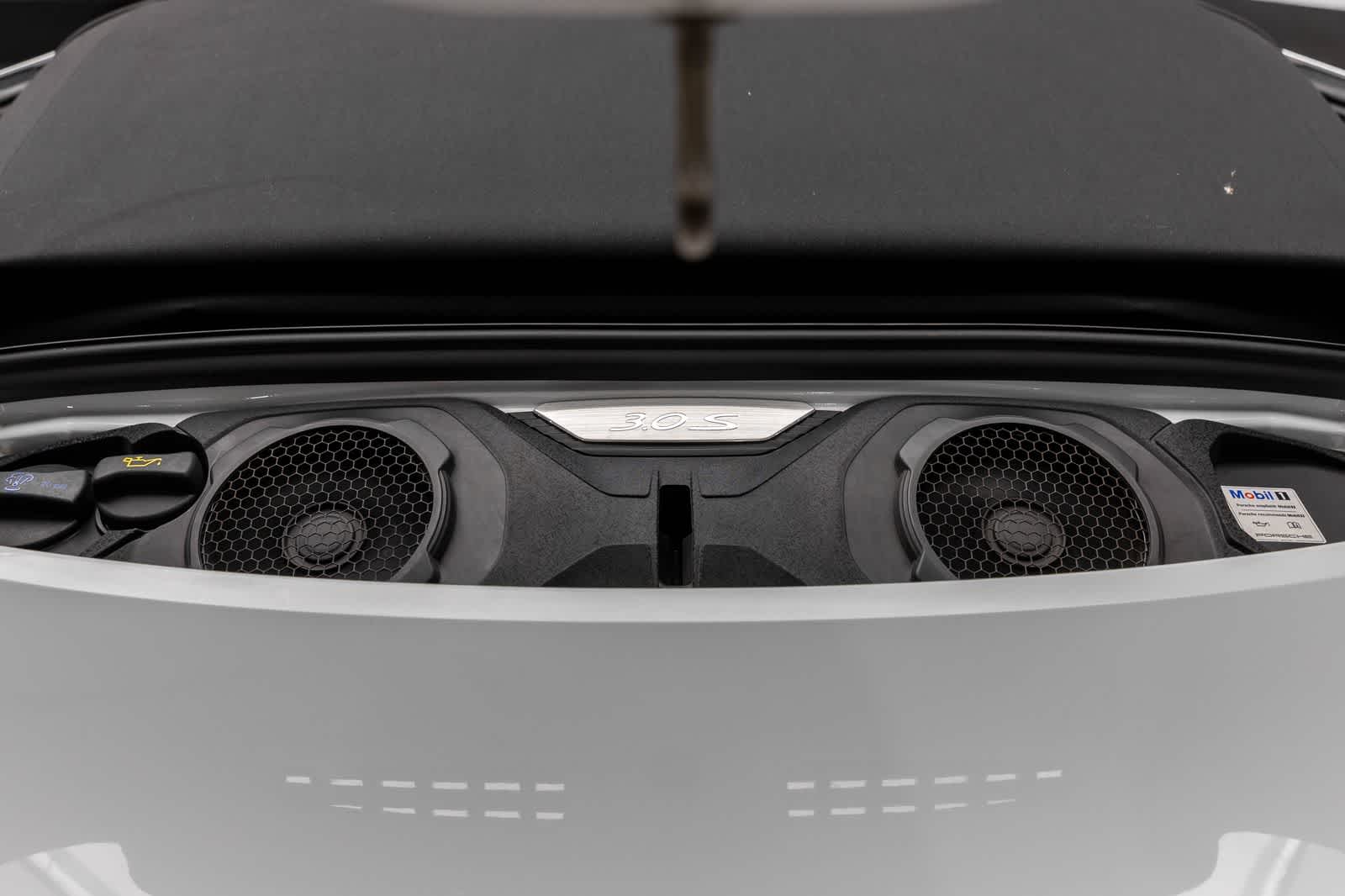 2020 Porsche 911 Carrera