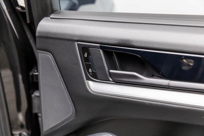 2024 Porsche Cayenne S E-Hybrid