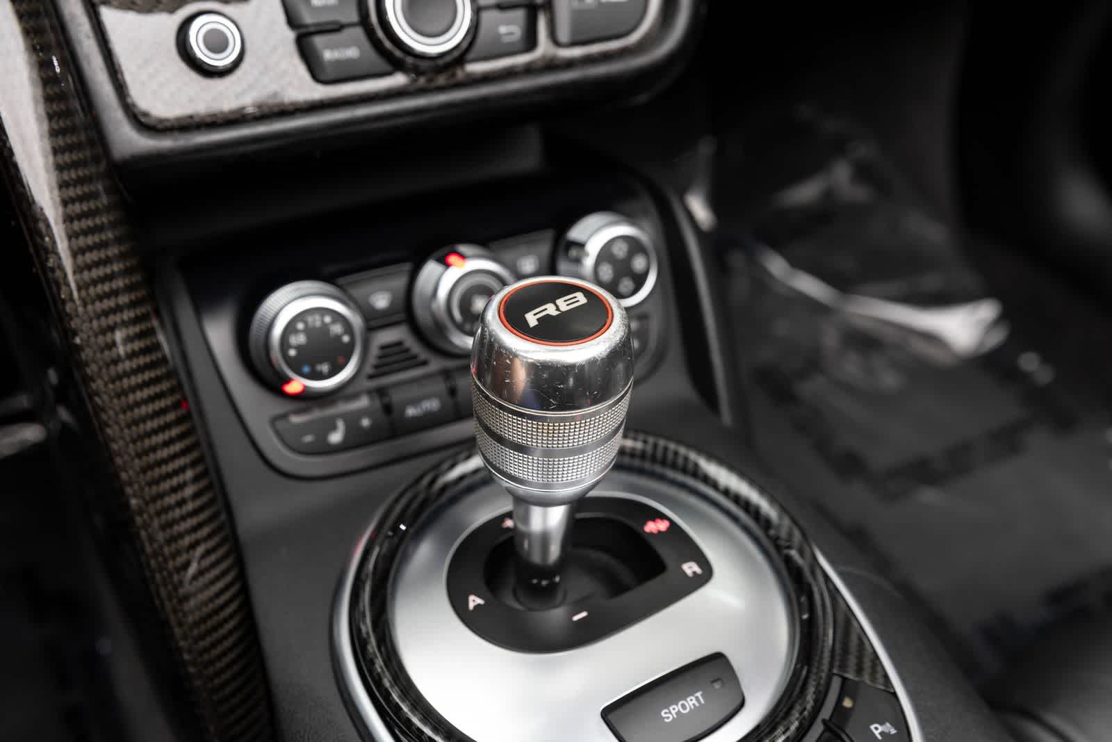 2011 Audi R8 5.2L