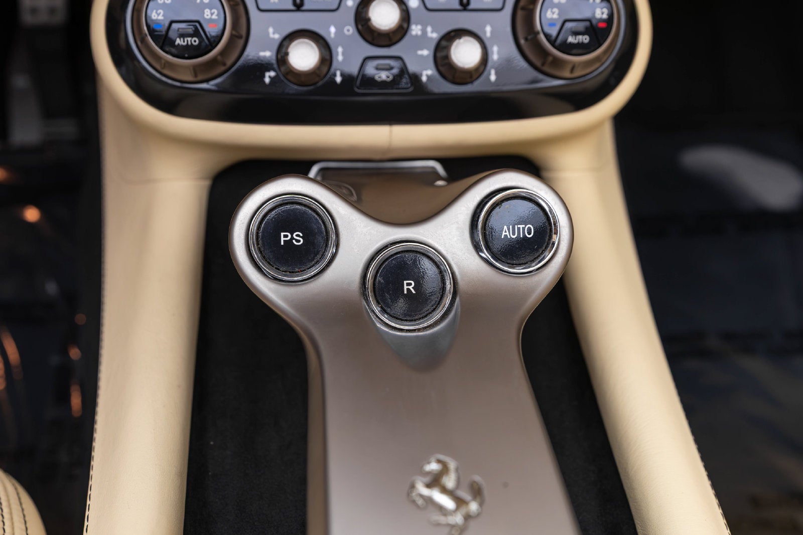 2010 Ferrari California 2dr Conv