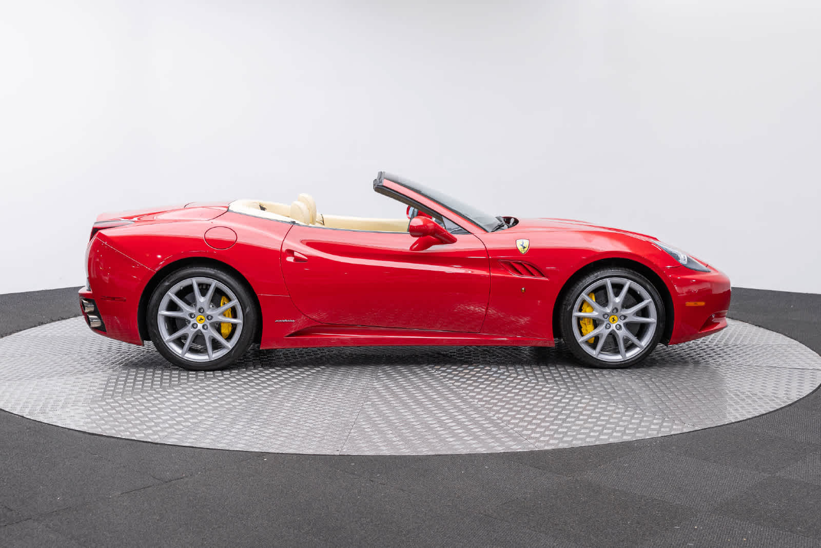 2010 Ferrari California 2dr Conv