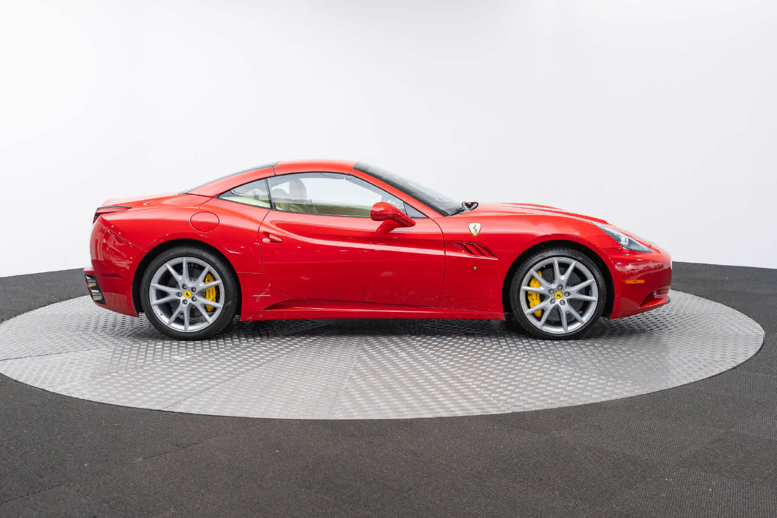 2010 Ferrari California 2dr Conv