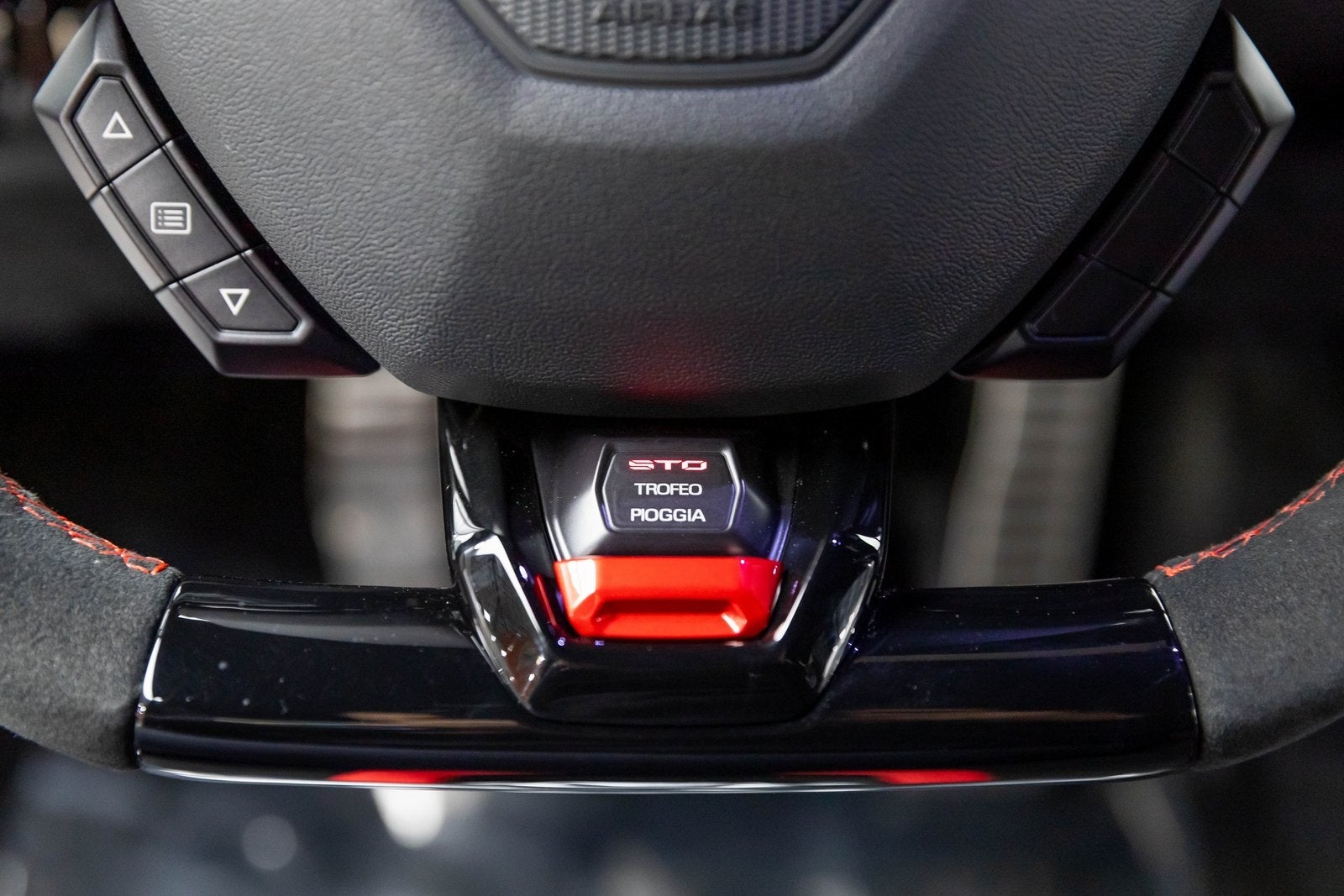 2022 Lamborghini Huracan STO Coupe