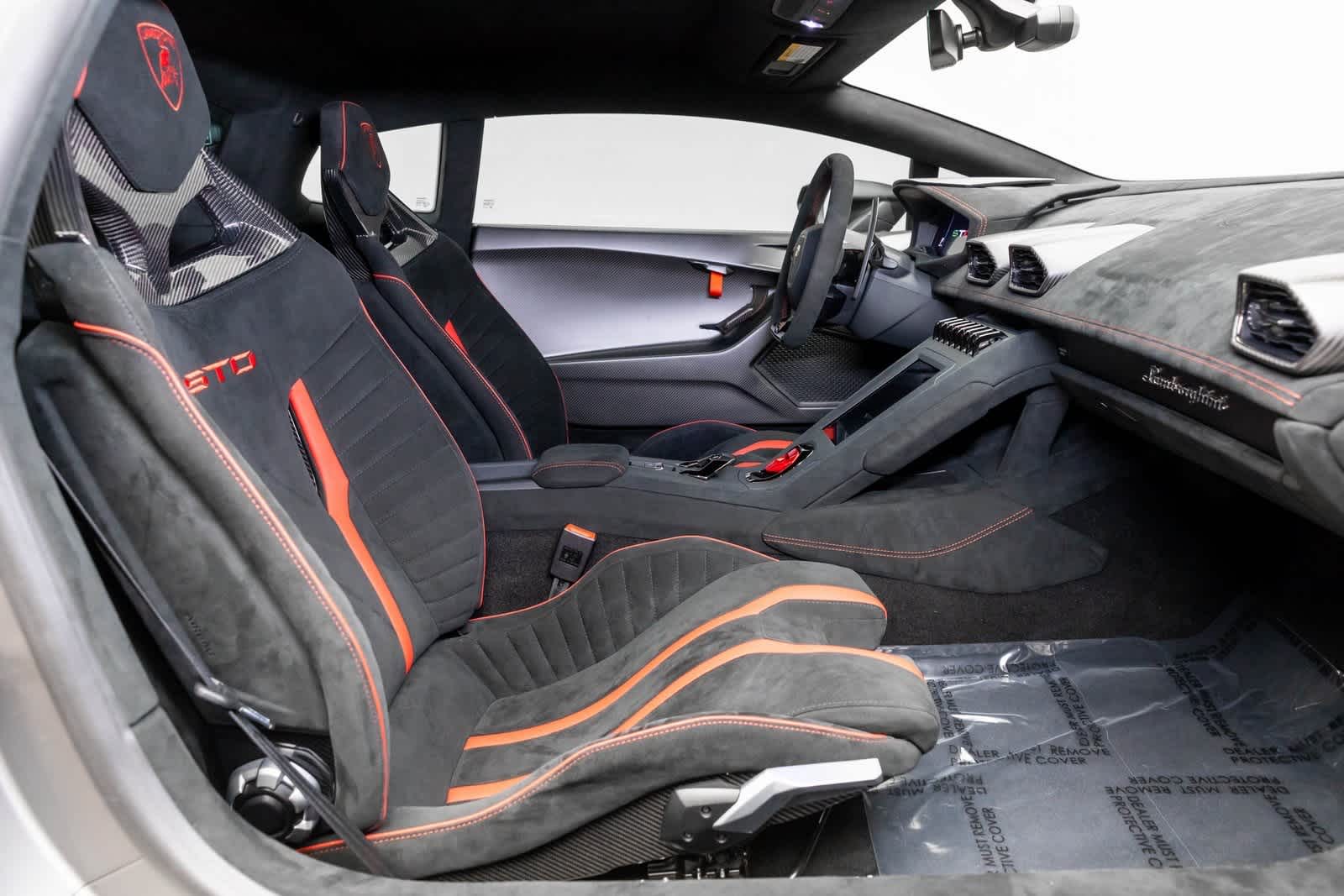 2022 Lamborghini Huracan STO Coupe