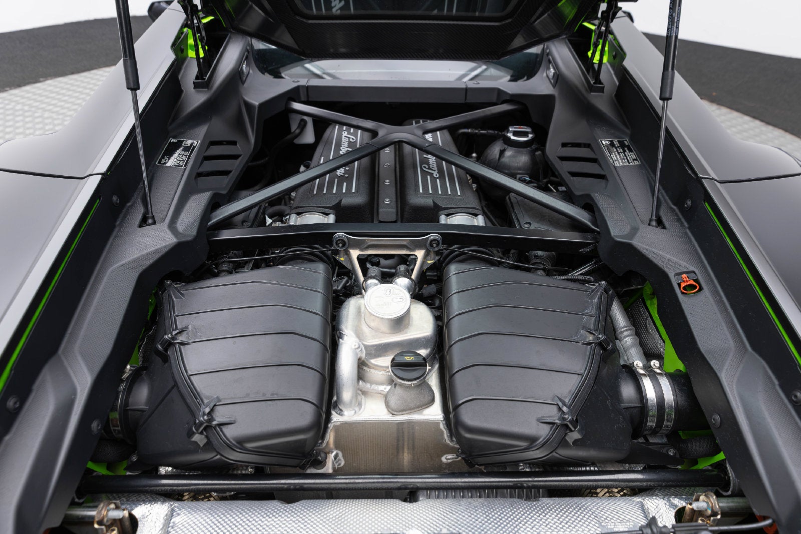 2023 Lamborghini Huracan Tecnica Coupe
