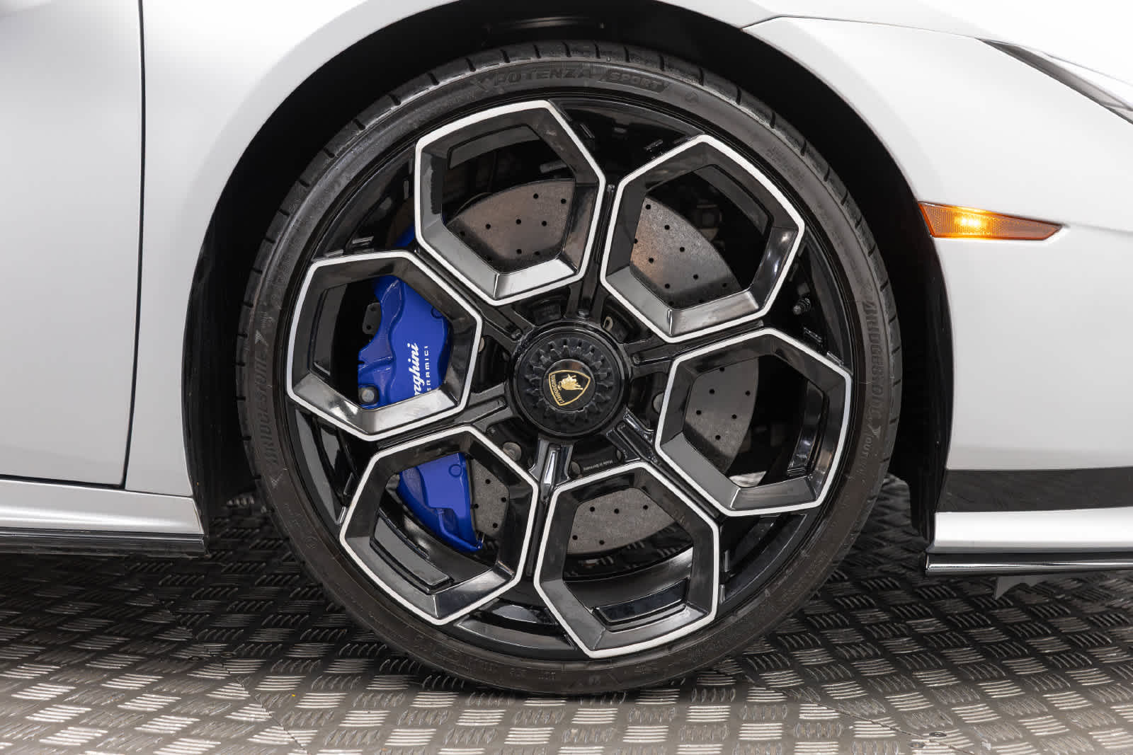 2023 Lamborghini Huracan Tecnica Coupe