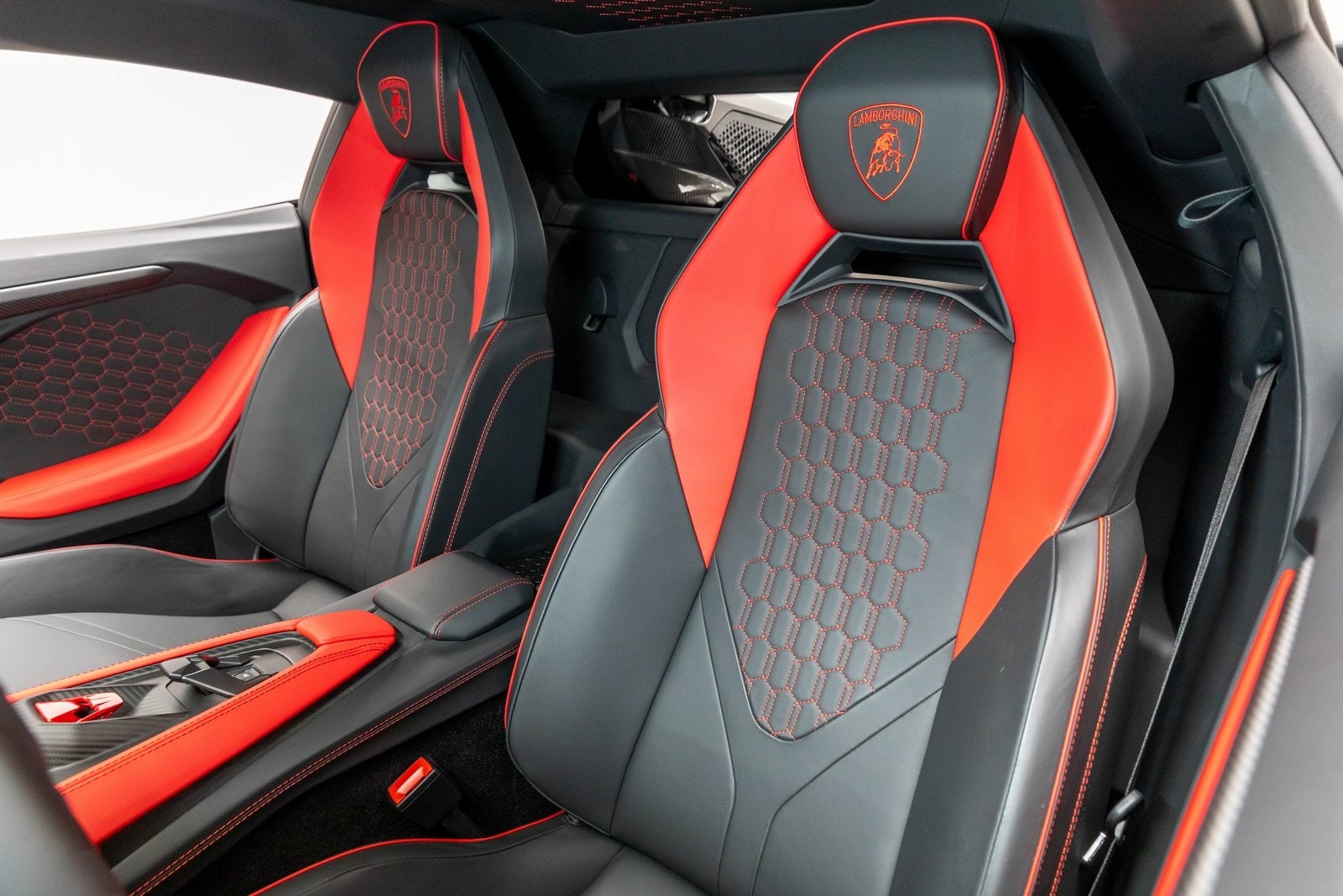 2024 Lamborghini Revuelto Coupe