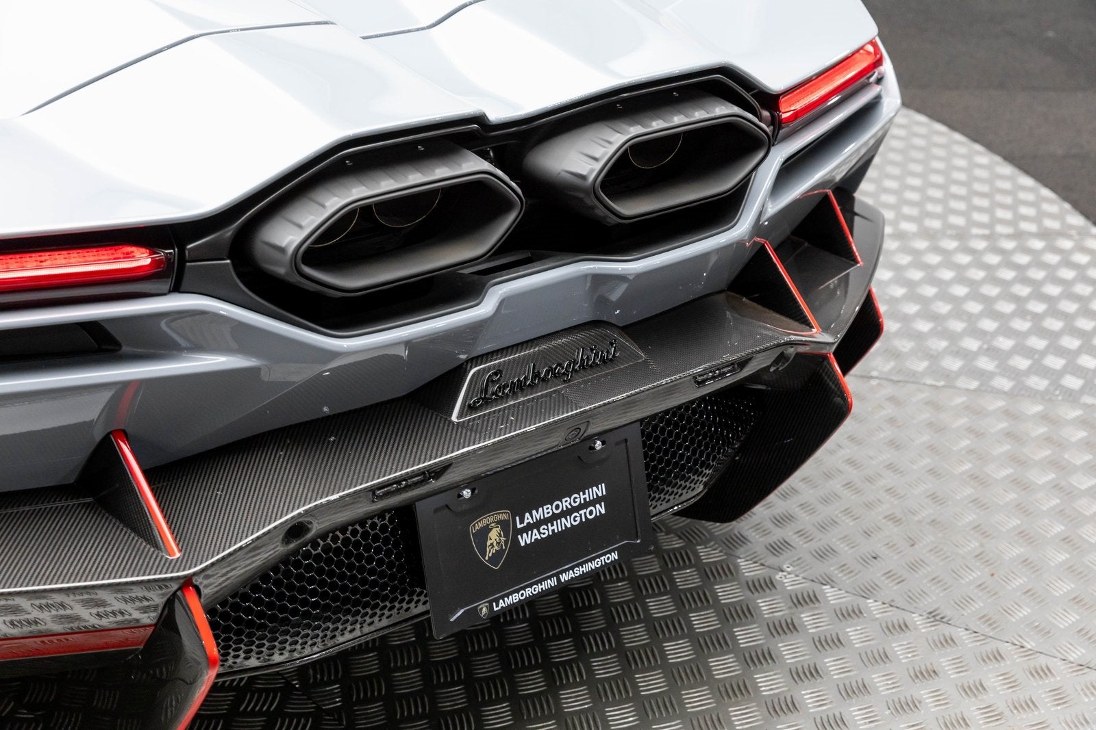 2024 Lamborghini Revuelto Coupe