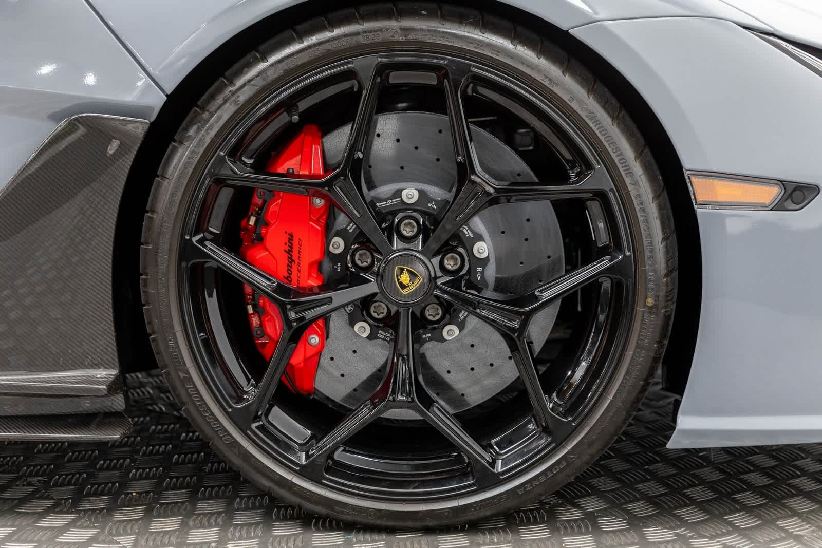 2024 Lamborghini Revuelto Coupe