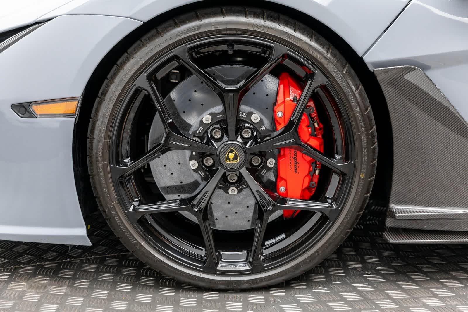 2024 Lamborghini Revuelto Coupe