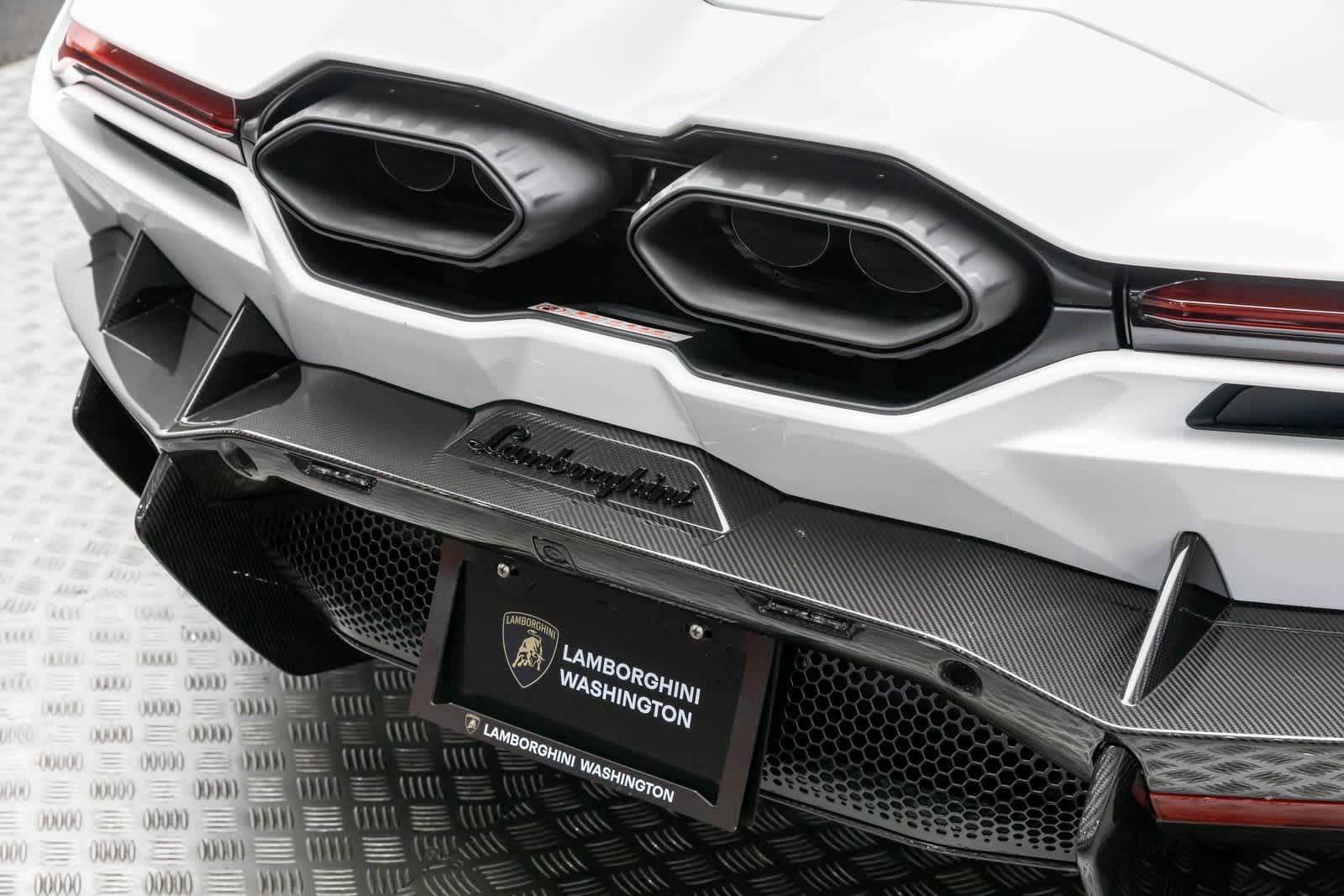 2024 Lamborghini Revuelto Coupe