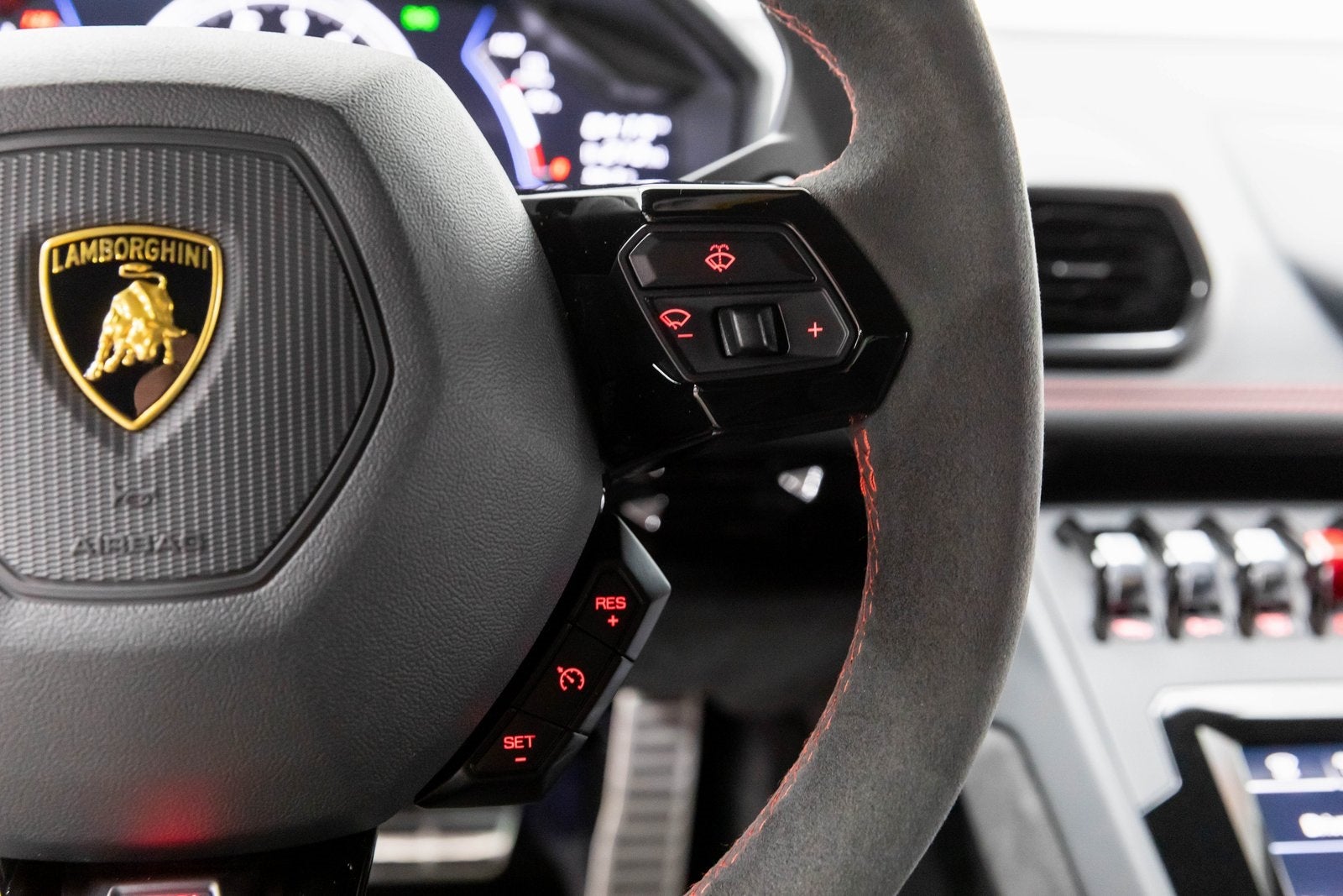 2022 Lamborghini Huracan EVO Coupe RWD